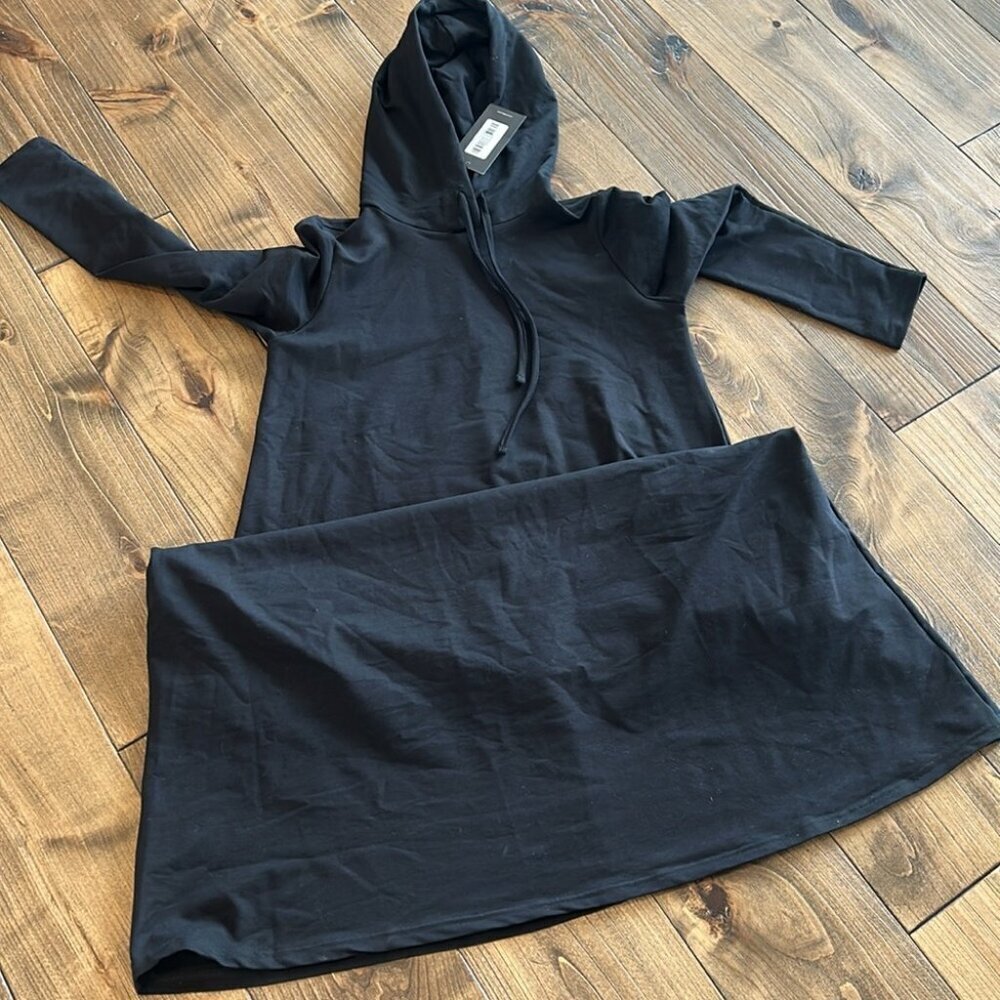 Refka Dress | Size Medium - Picture 4 of 5